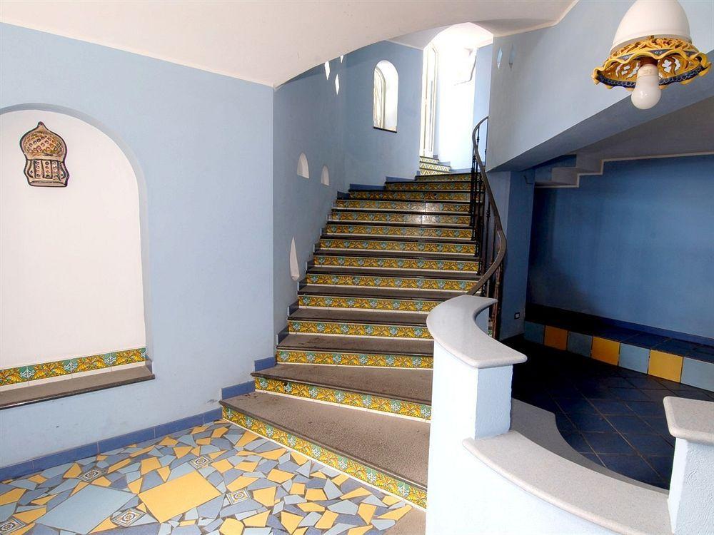 Oasi Azzurra Aparthotel เมสซีนา ภายนอก รูปภาพ
