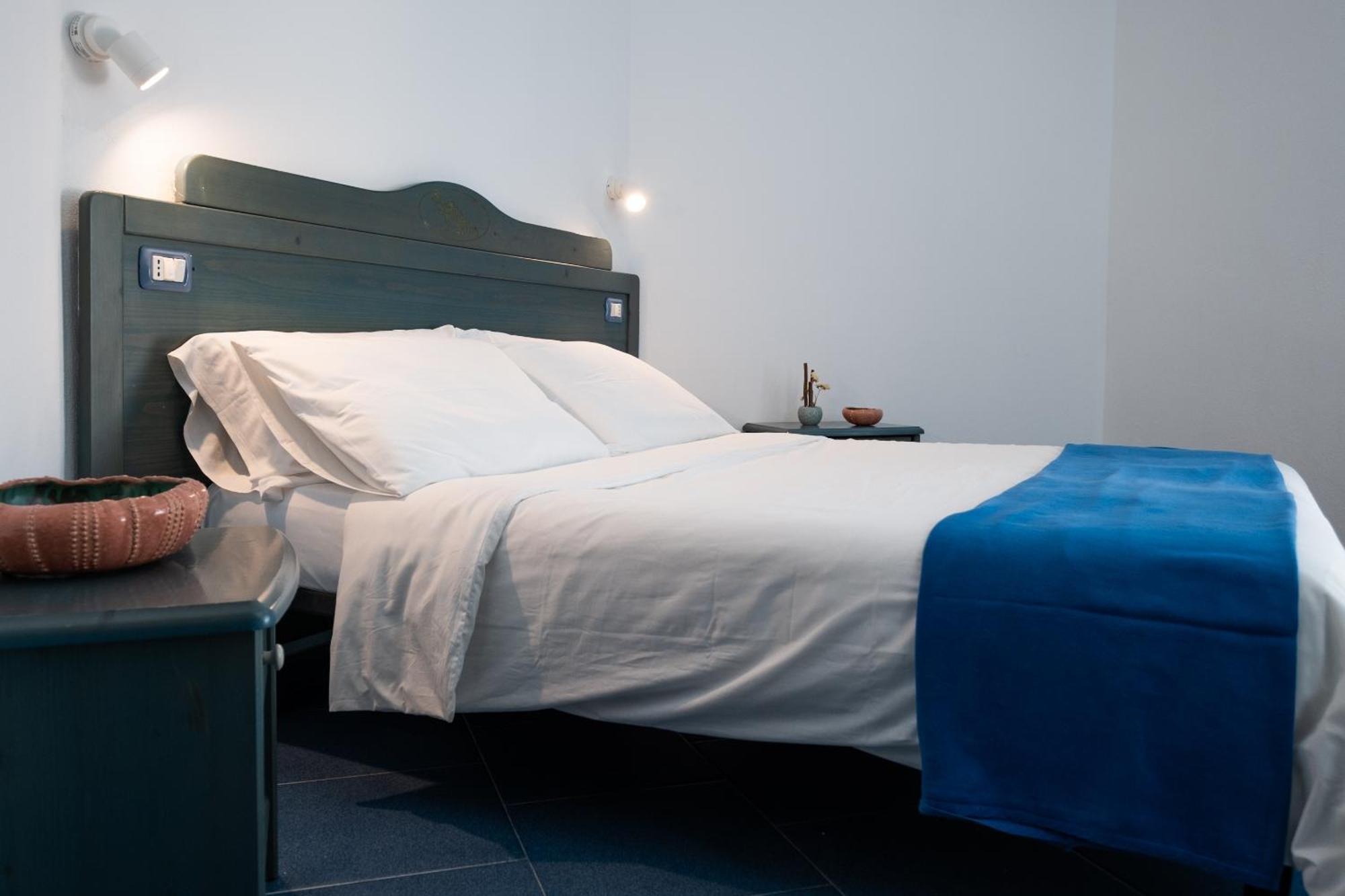 Oasi Azzurra Aparthotel เมสซีนา ภายนอก รูปภาพ
