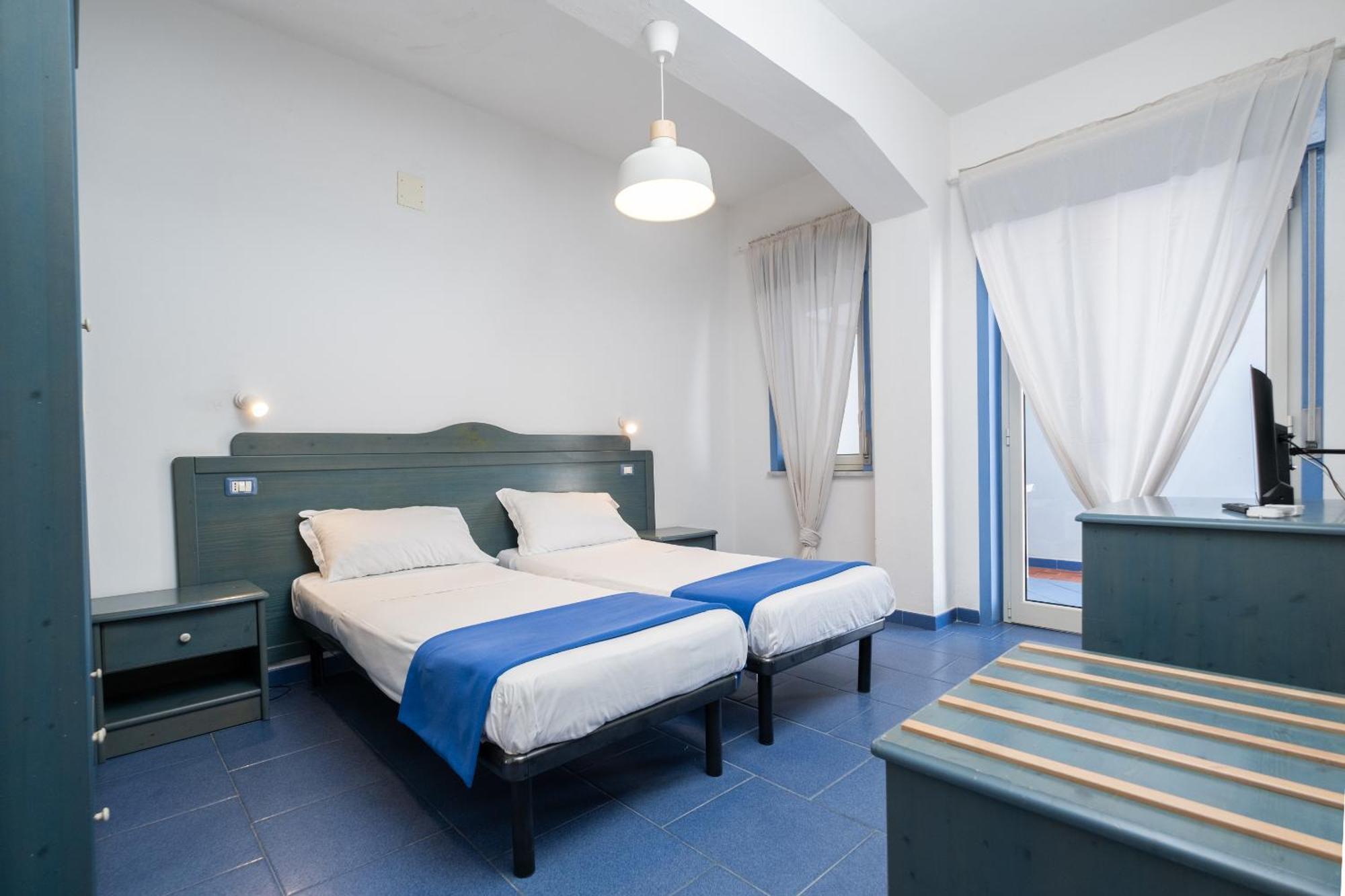 Oasi Azzurra Aparthotel เมสซีนา ภายนอก รูปภาพ