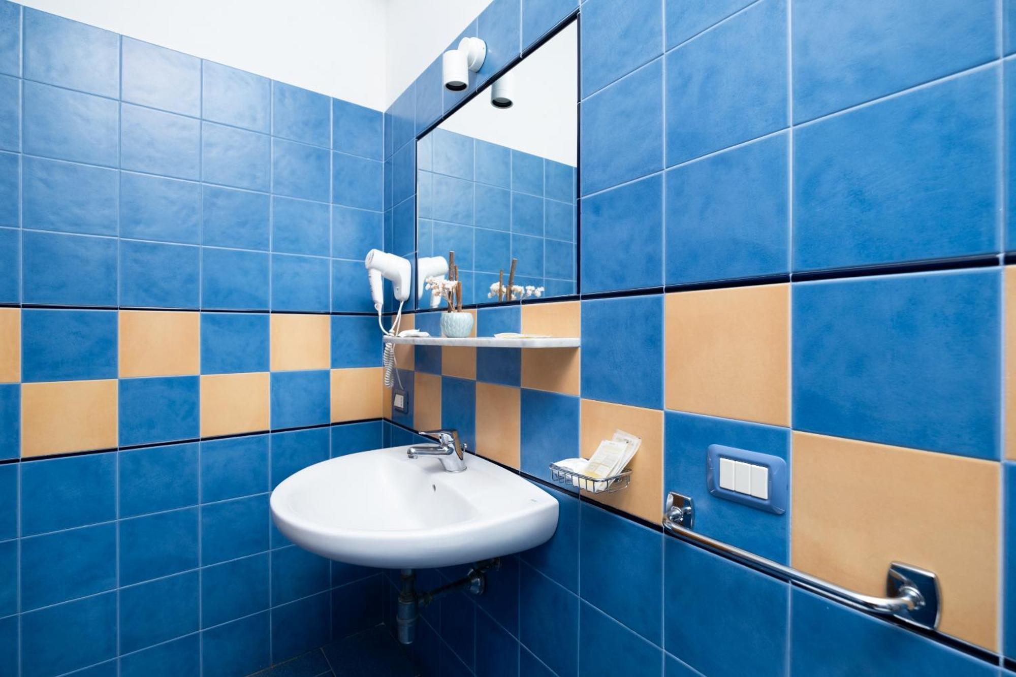 Oasi Azzurra Aparthotel เมสซีนา ภายนอก รูปภาพ